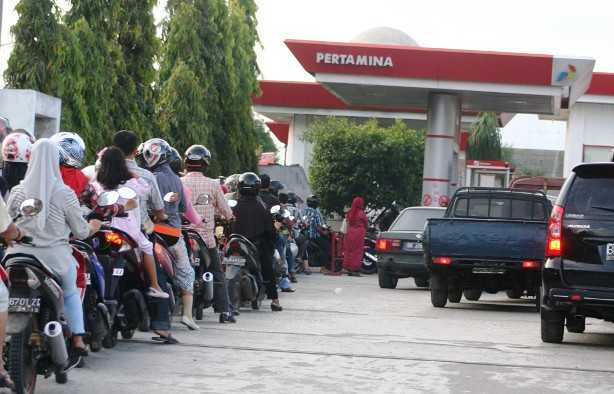 PKS Minta Pemerintah Tak Anggap Sepele Kelangkaan BBM di Sejumlah Daerah